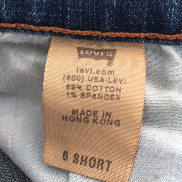 NWOT Levi’s with Custom Kick! - Picture 8 of 8